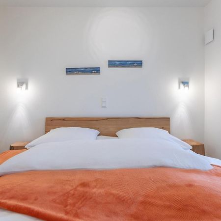 נורדסטרנד Ferienwohnung "Halligstork" Direkt Am Nordseedeich Mit Blick Auf Den See מראה חיצוני תמונה